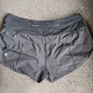 Speed Up Low-Rise Lululemon Lined Short 2.5"
